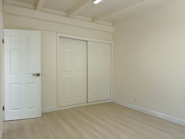 Building Photo - 2598 Dixon Dr