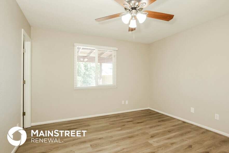 Building Photo - 19223 N 21st Ave