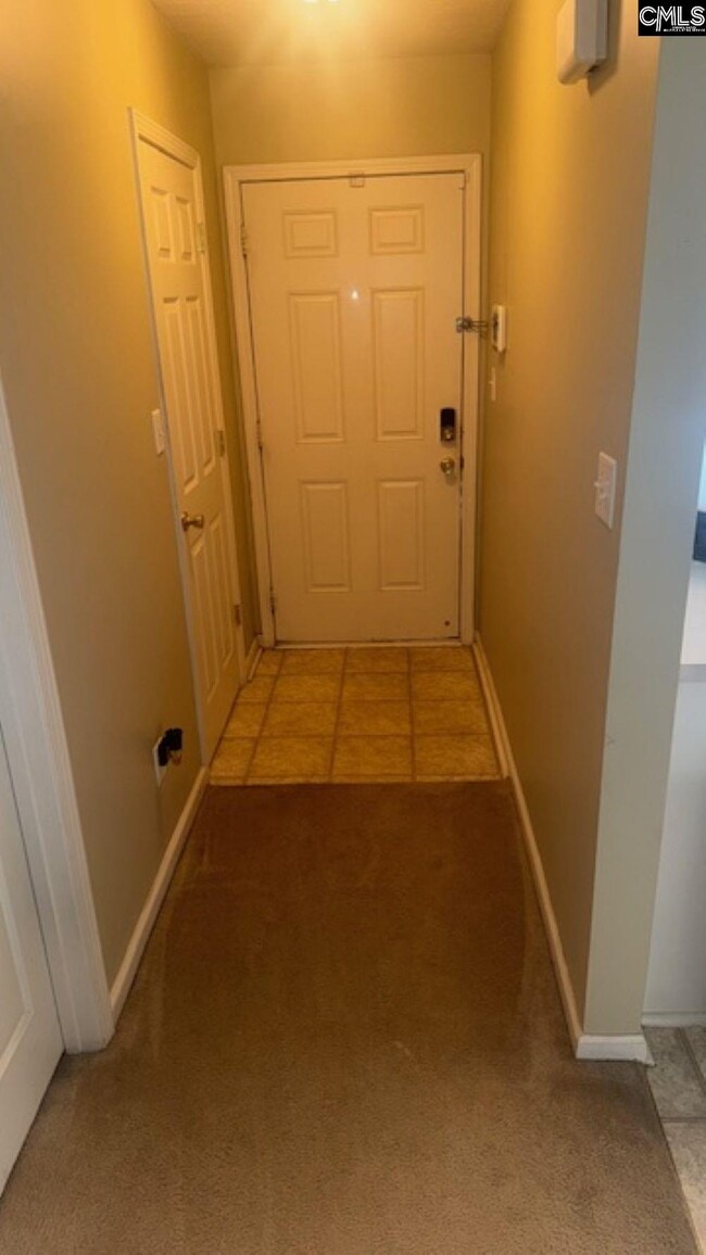 Building Photo - 151 Larkspur Ln