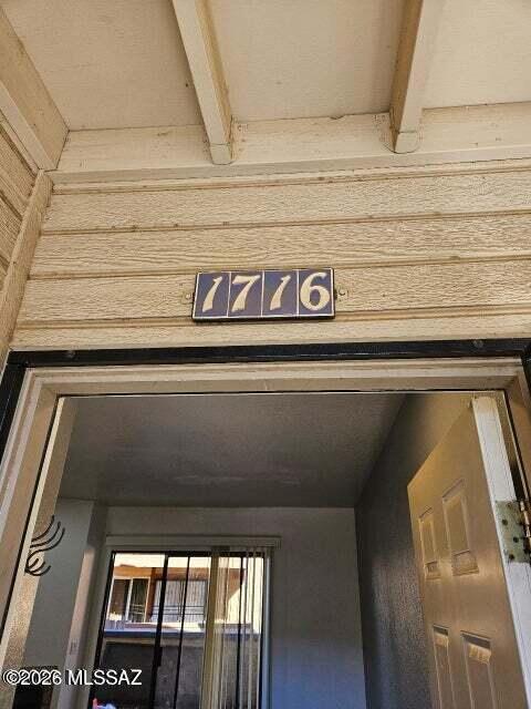 Building Photo - 1716 W Wood Bridge Ct
