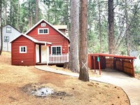 Building Photo - Adorable log cabin style home for rent!