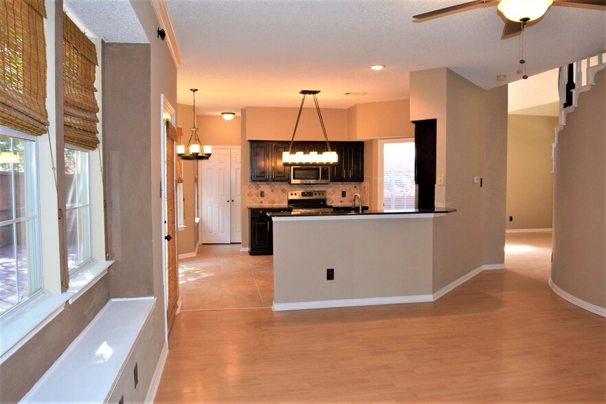 Building Photo - 100 Morning Star Ct