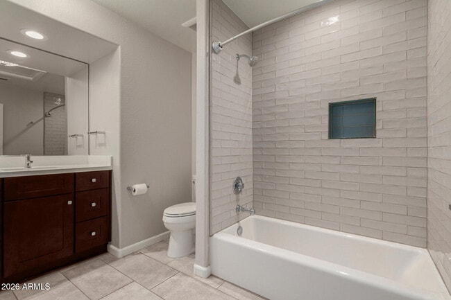 Building Photo - 20016 N 65th Dr