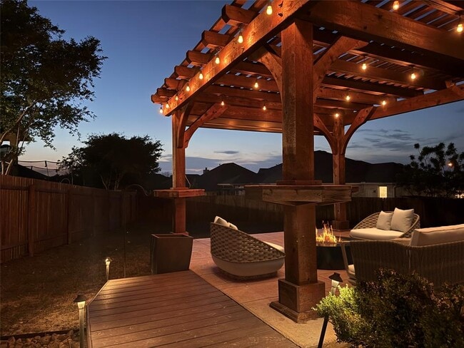 Building Photo - 116 Silkstone St