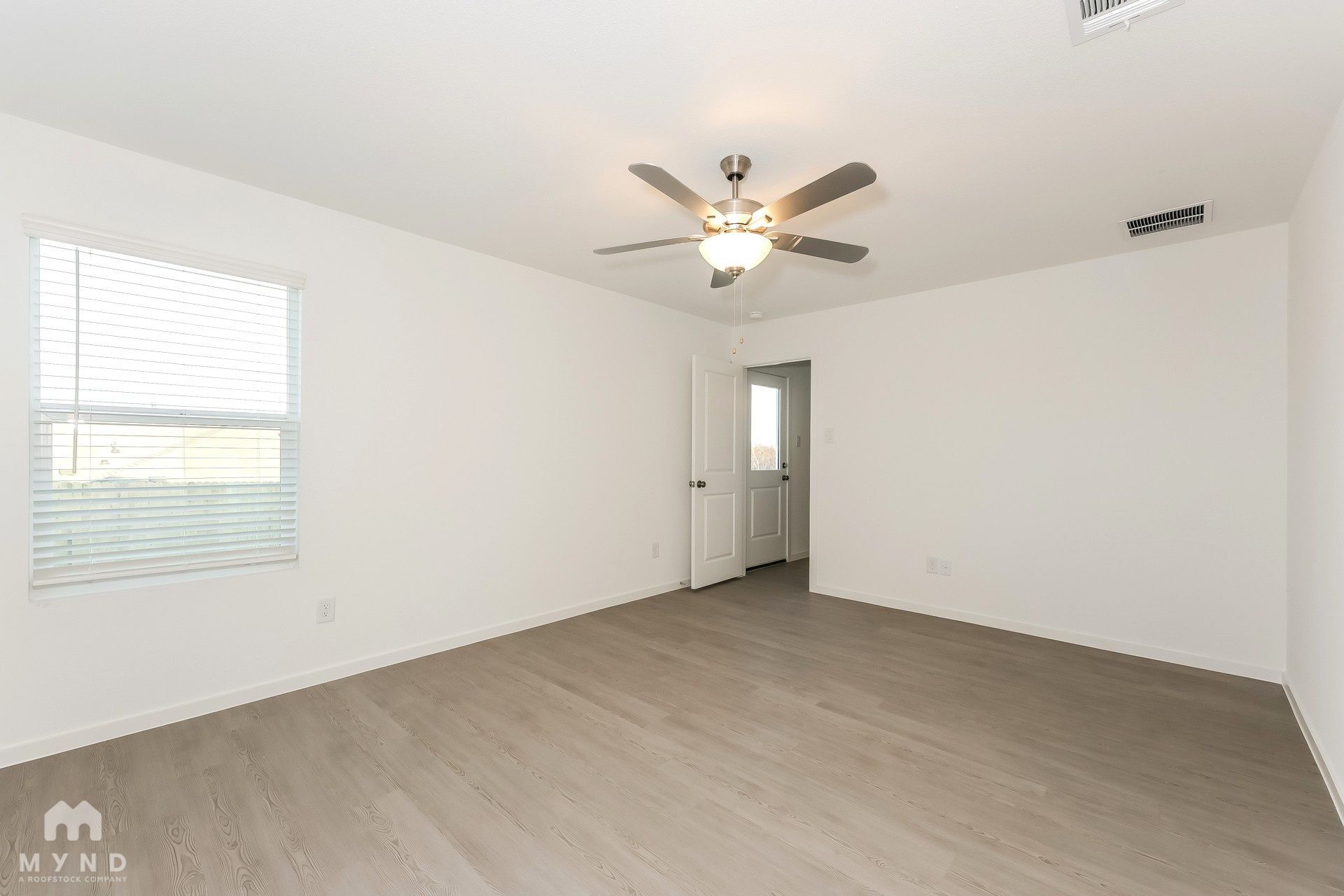 Building Photo - 2757 Ctr Crk Ln