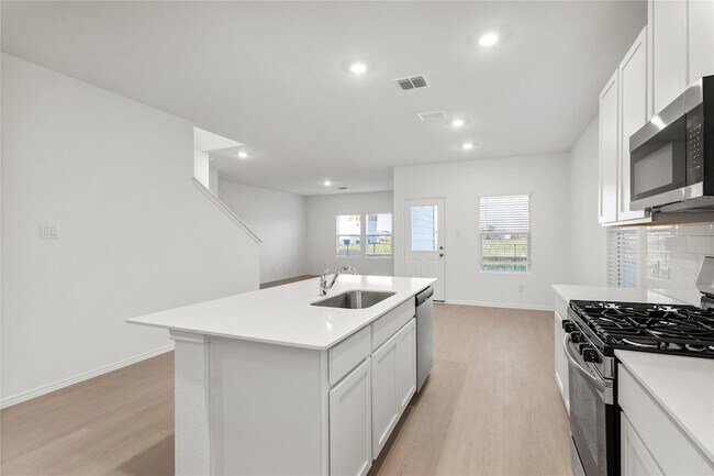 Building Photo - 153 Rodney Boat Rd