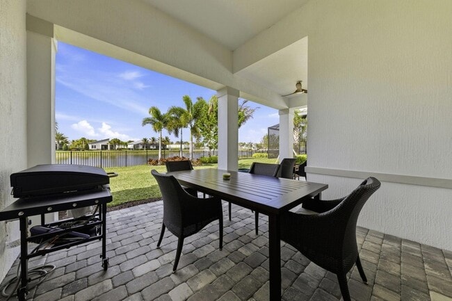 Building Photo - 10332 Northbrook Cir