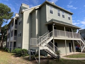 Building Photo - 1 bedroom/1 bath Gated Community in Metrowest!!