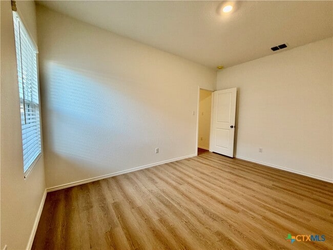 Building Photo - 345 The Bad Wy