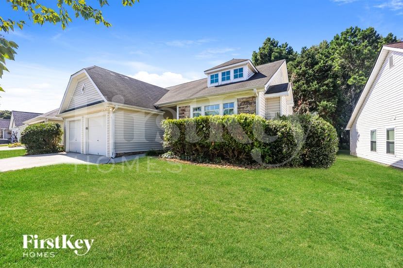 Building Photo - 207 Fairgrove Ln