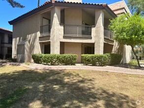 Building Photo - Condo In the Heart of Scottsdale