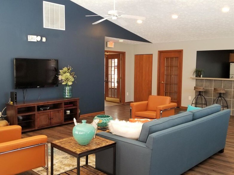 Crooked Creek Apartments 8101 N Thomas Meyers Dr Kansas City MO 64118