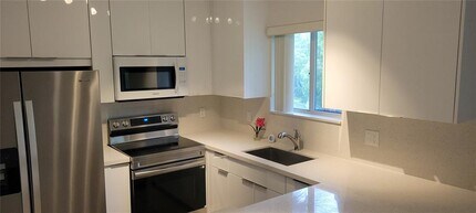 Building Photo - 2125 NW 77th Way