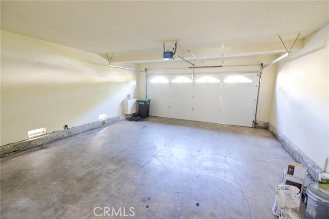 Building Photo - 484 Plaza Estival