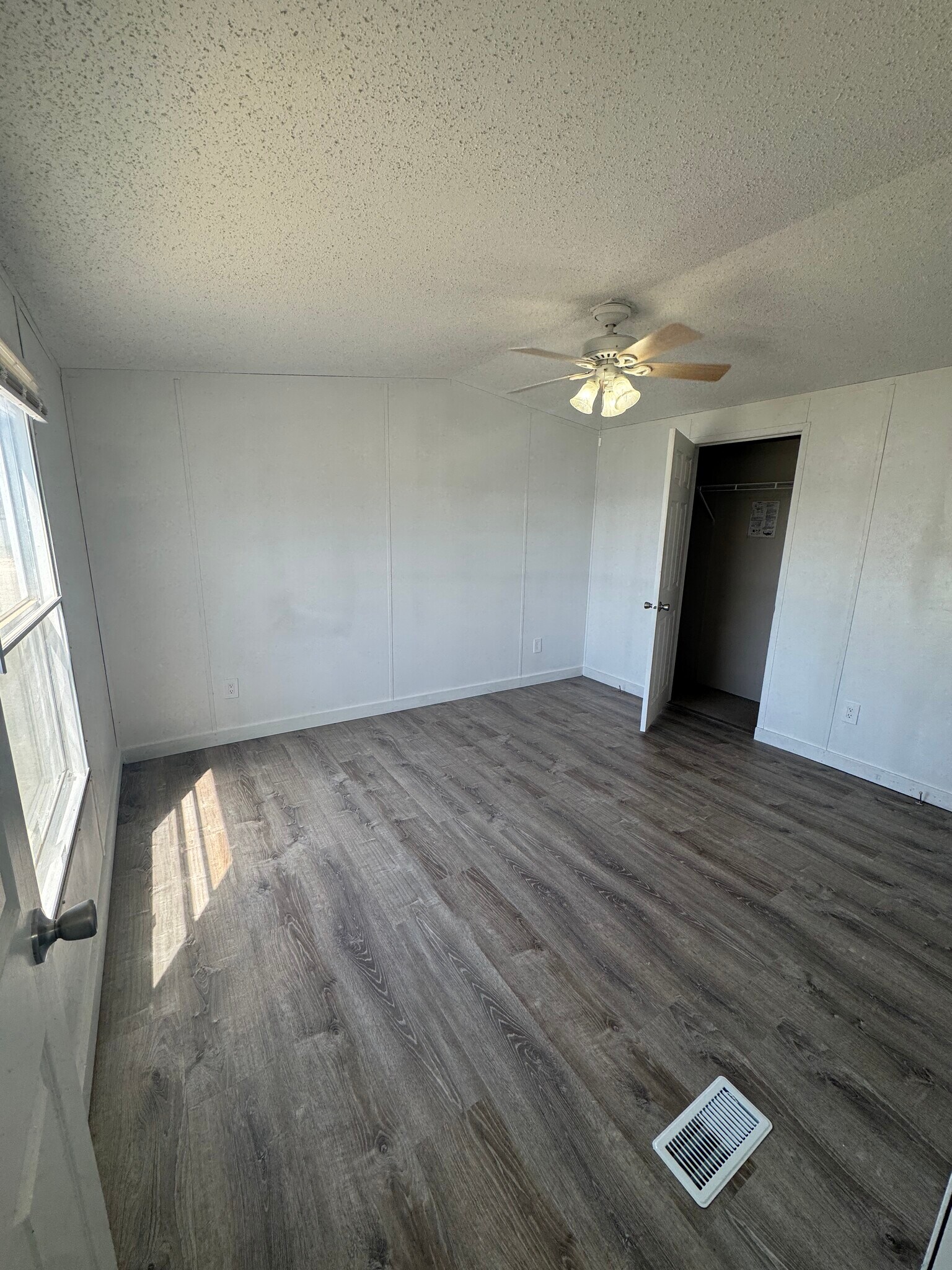 Building Photo - 3907 Co Rd 258