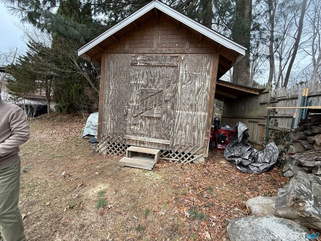 Building Photo - 82 Sherry Ln