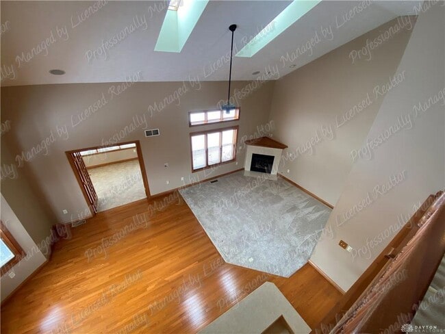 Building Photo - 6353 Charlotte Ct