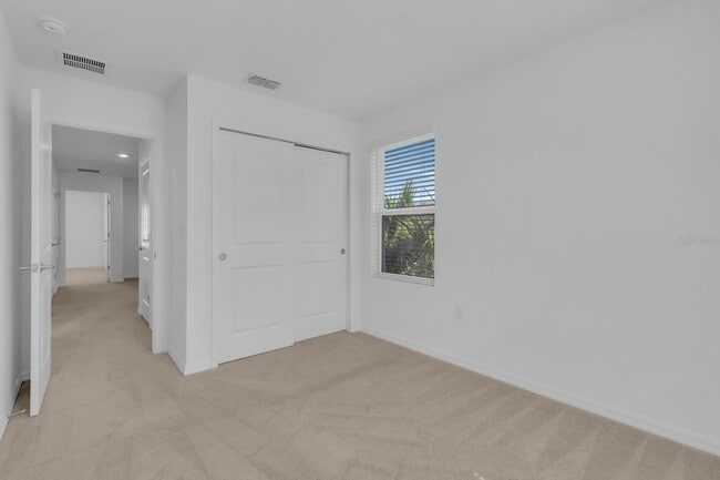 Building Photo - 3010 Canary Ave