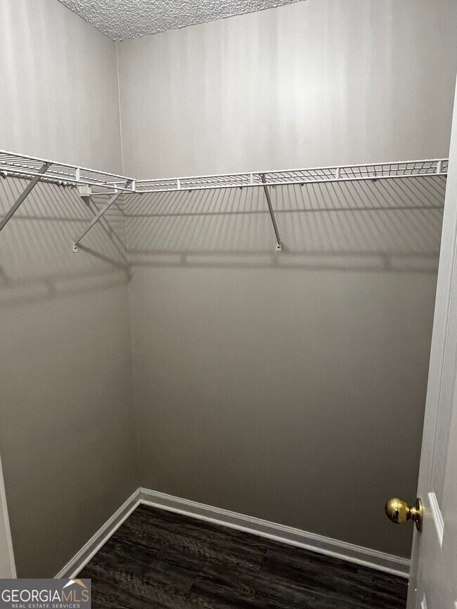 Building Photo - 109 Clinton Ct