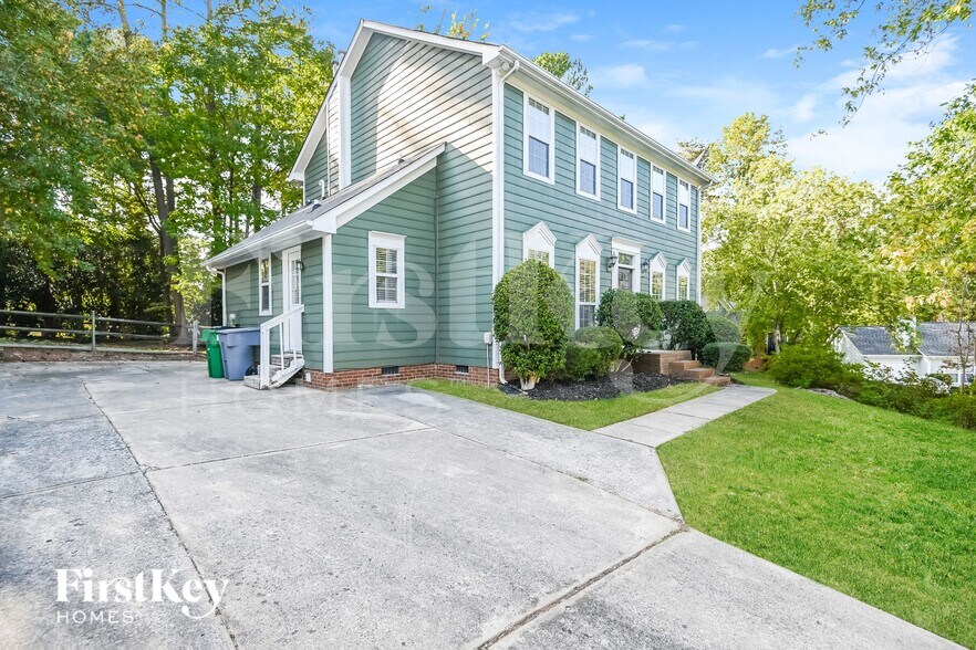 Building Photo - 9906 Elsenham Ln