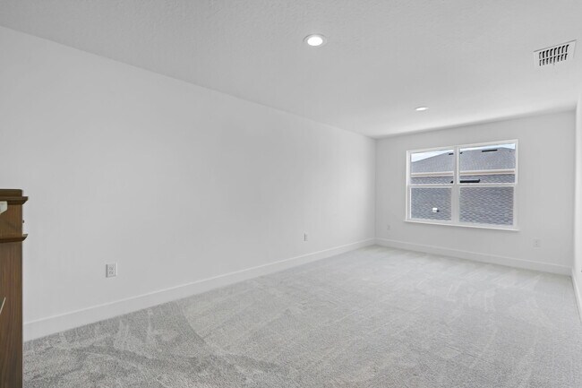 Building Photo - 1465 Stonecliff Dr