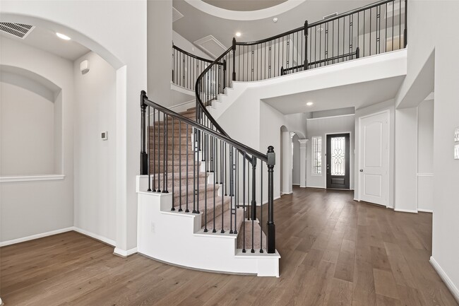 Building Photo - 19103 Goodnight Peak Tr