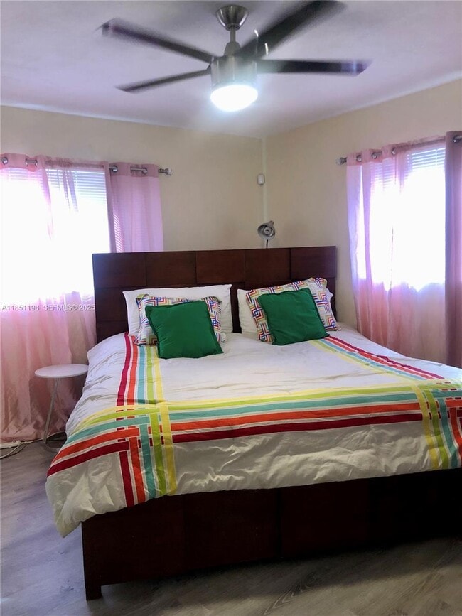 Building Photo - 6890 Liberty St