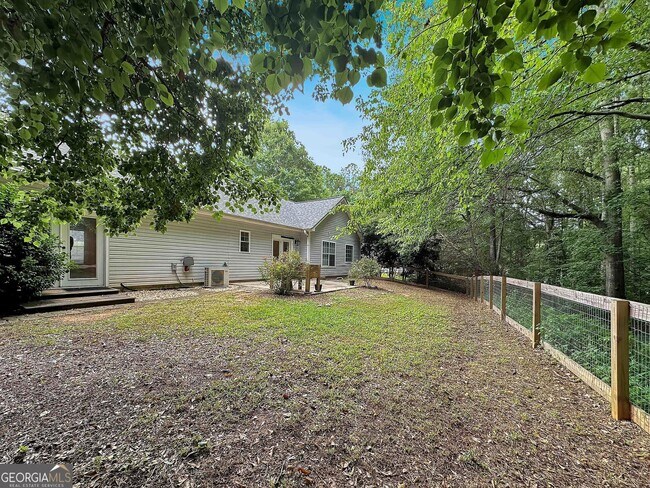 Building Photo - 77 Paces Landing Way