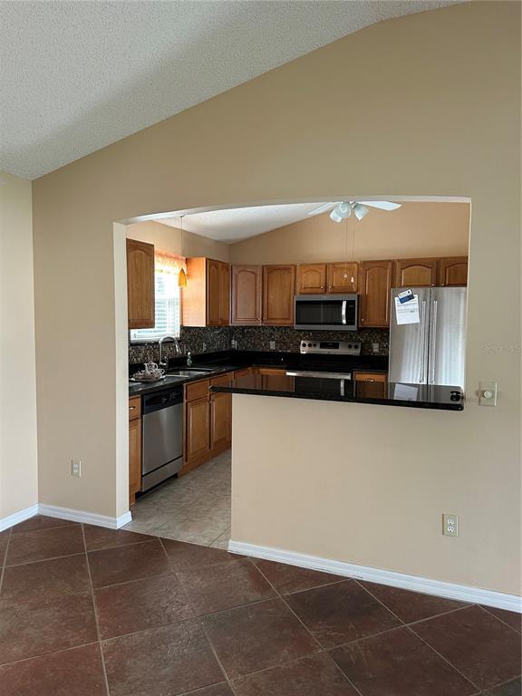 Building Photo - 917 Camino Del Rey Dr