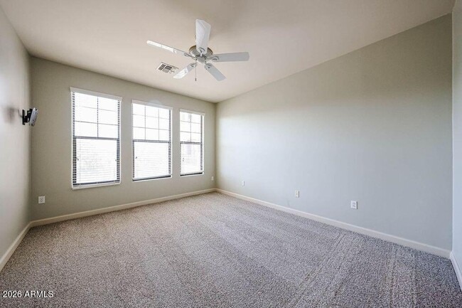 Building Photo - 7291 N Scottsdale Rd