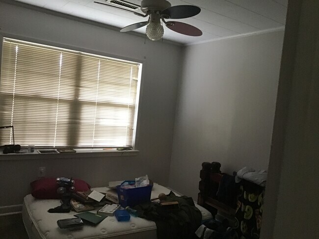 Bedroom2 - 4905 Davis Dr