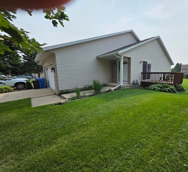 Primary Photo - 1143 Union Rd