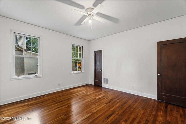 Building Photo - 1406 Palmer Terrace
