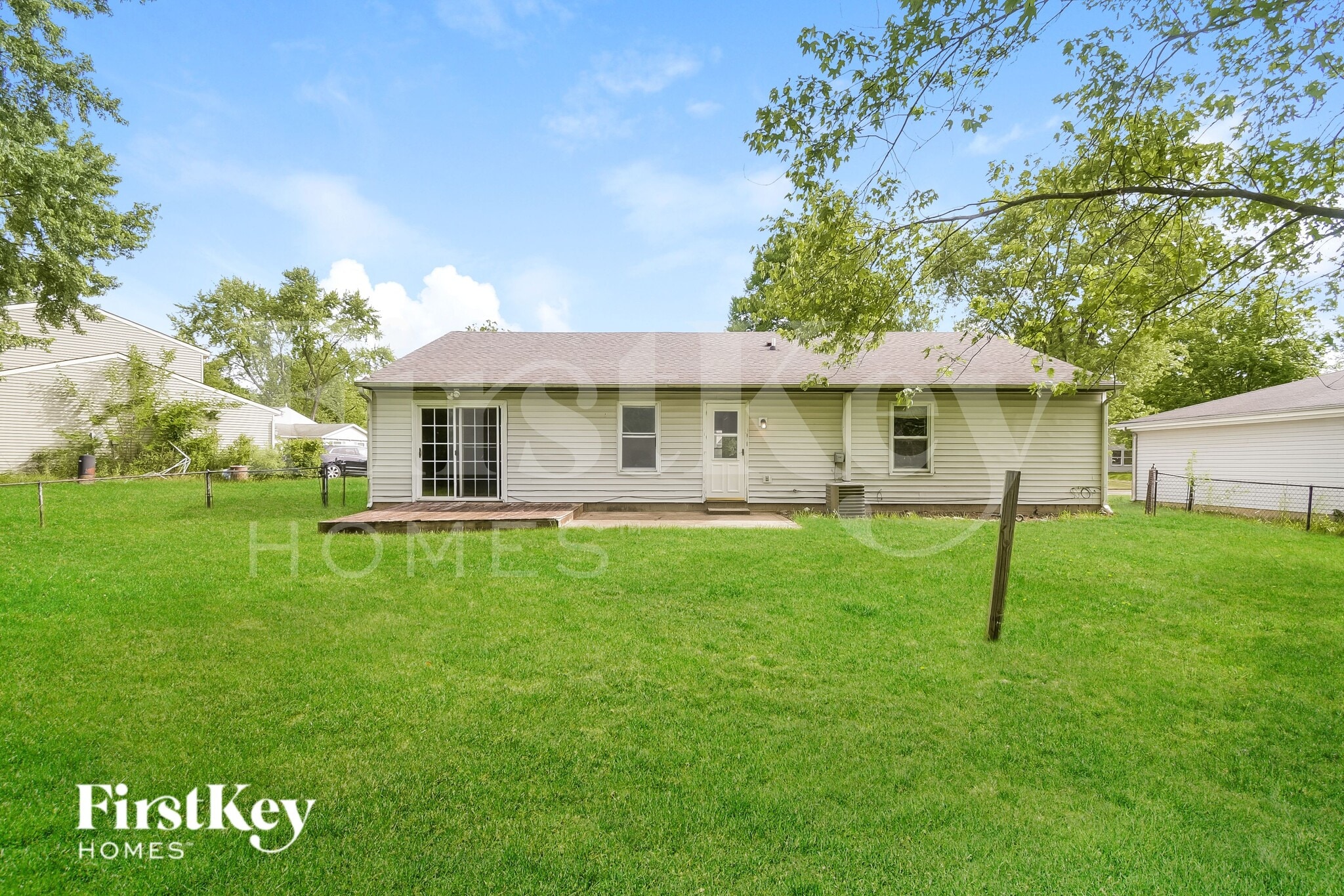Building Photo - 5691 Dobbs Ferry Dr