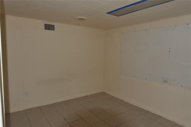 Building Photo - 1410 NW 7th Rd