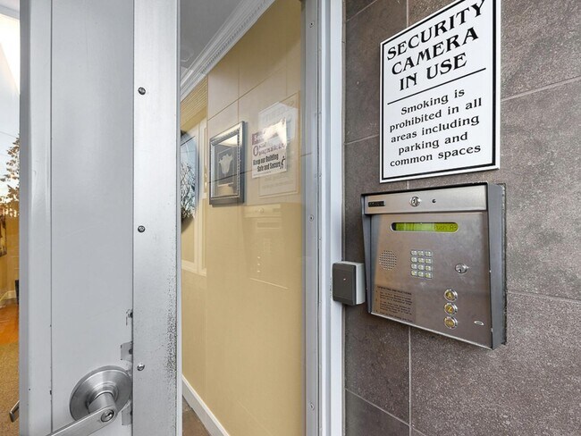 Building Photo - View