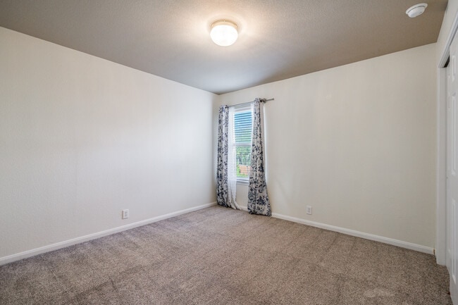 Building Photo - 503 Wildgrove Ln