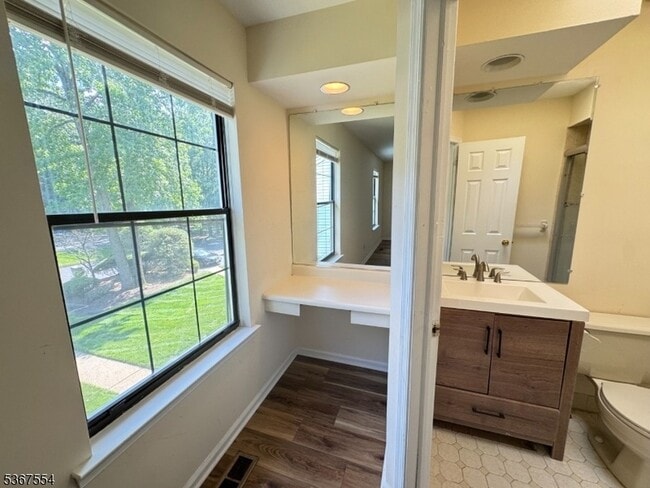 Building Photo - 3606 Cricket Cir