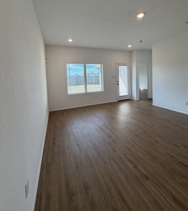 Building Photo - 14242 Walworth Crk Ct