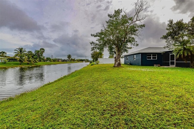 Building Photo - 22500 Labrador St