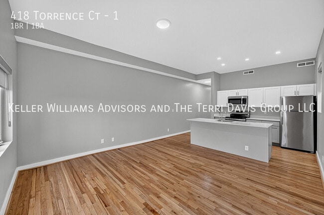 Building Photo - 418 Torrence Ct