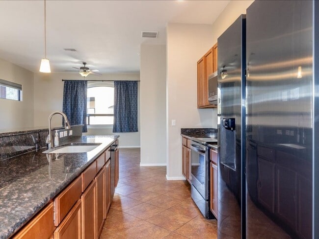 Building Photo - 8721 E Perry Park Cir