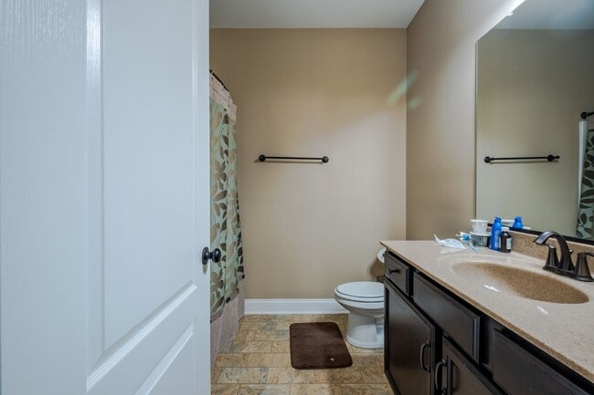 Building Photo - 5773 Highland Grove Dr