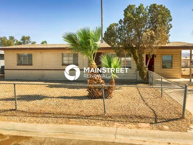 Primary Photo - 3 Bedroom Pet-Friendly Home in Phoenix, AZ...