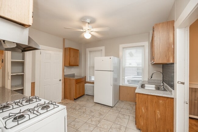 Building Photo - 73 West St