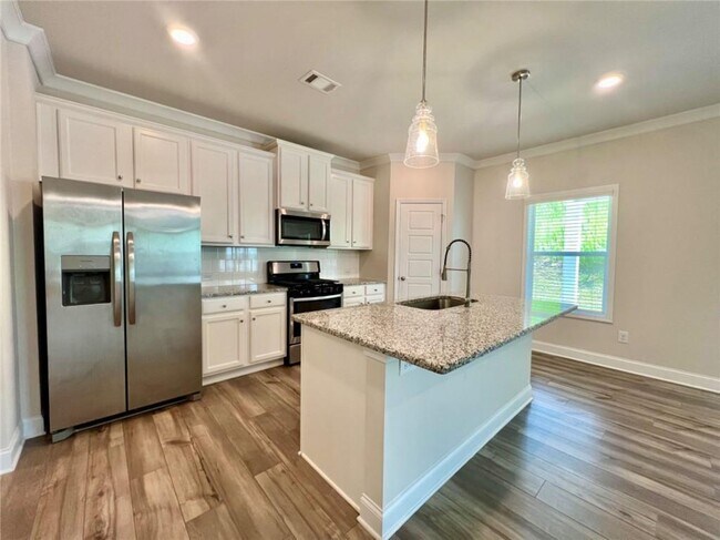 Building Photo - 1612 Dover Creek Ln