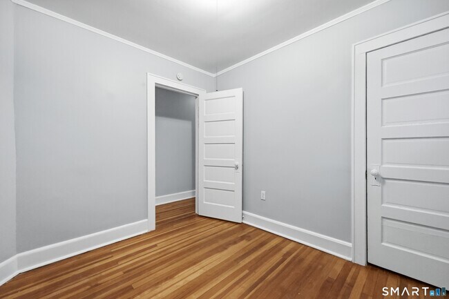 Building Photo - 94 Liberty St