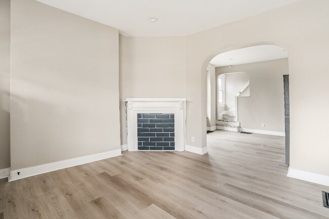 Building Photo - 163 Martin Ave