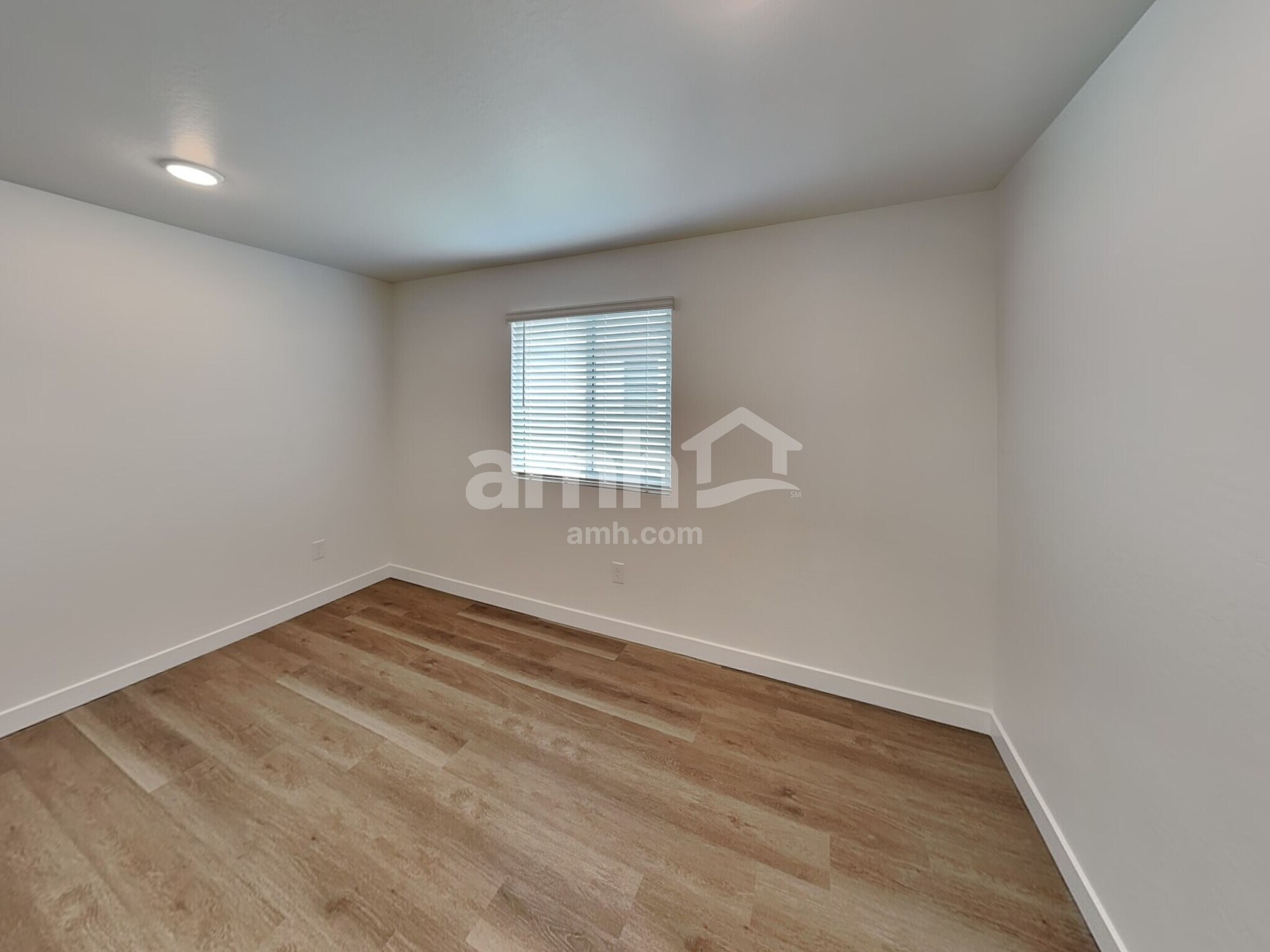 Building Photo - 4540 S 98th Ln