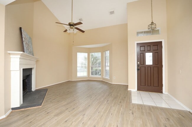 Building Photo - 17326 Harmony Hill Dr